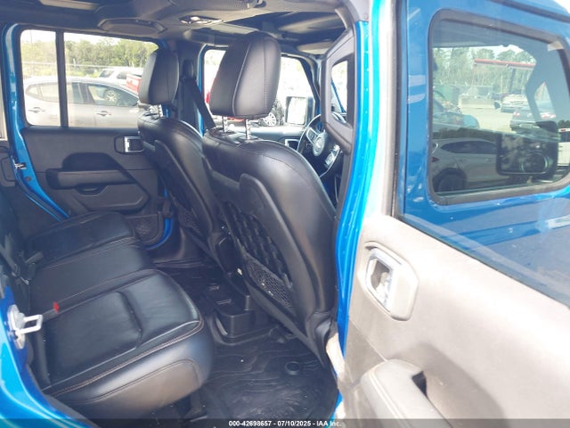 1C4JJXSJ8MW677722 Jeep 2021