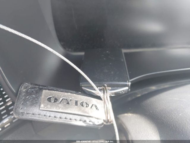 2022 VOLVO XC40 YV4162UM1N2668460 Photo 10