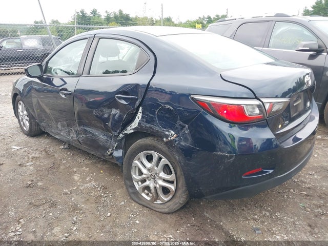 3MYDLBYV7JY311714 Toyota p5v