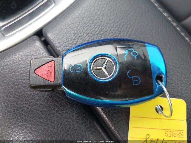 55SWF4KB8GU118354 Mercedes-Benz C-Class