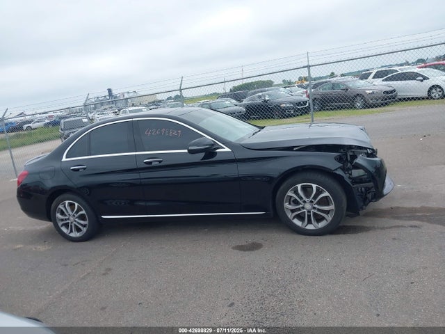 55SWF4KB8GU118354 Mercedes-Benz C-Class