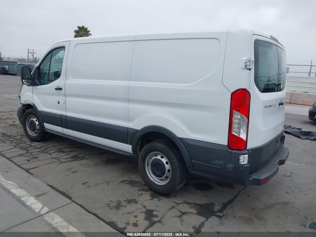 1FTYE1ZM2JKB02728 Ford 2018