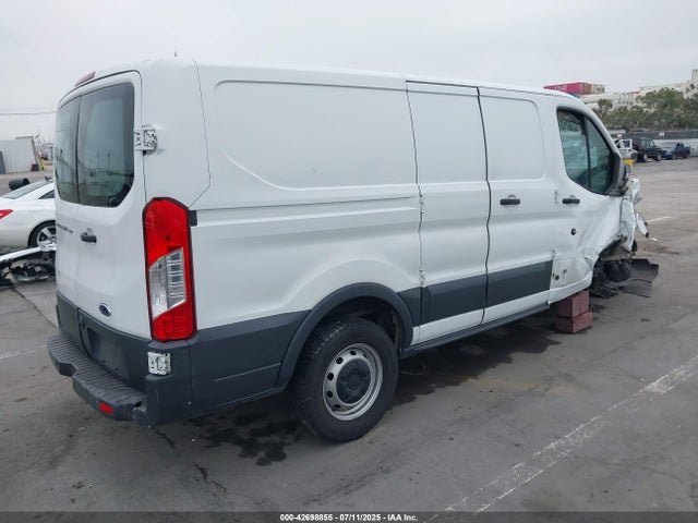 1FTYE1ZM2JKB02728 Ford 2018