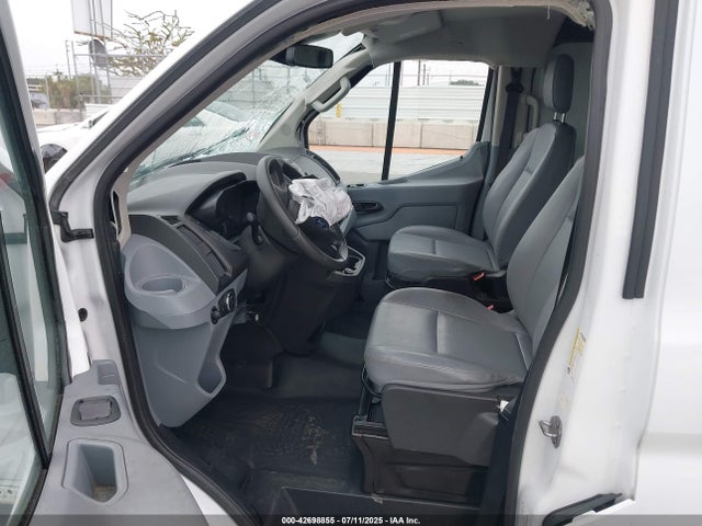 1FTYE1ZM2JKB02728 Ford 2018