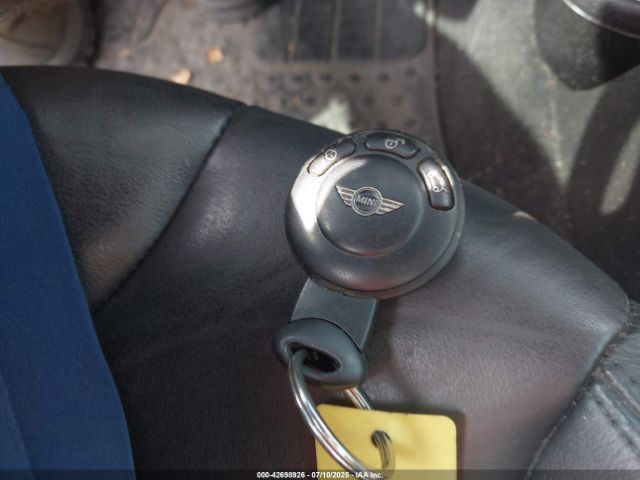 2009 MINI COOPER S WMWMF73579TT95352 Photo 10