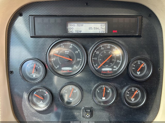 2010 Freightliner Chassis Xc მანქანა იყიდება აუქციონზე, vin: 4UZAB2DTXACAS7588, აუქციონის ნომერი: 42698940