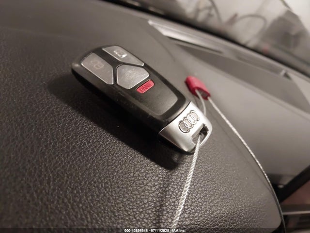 2017 AUDI A4 WAUANAF42HN030666 Photo 10