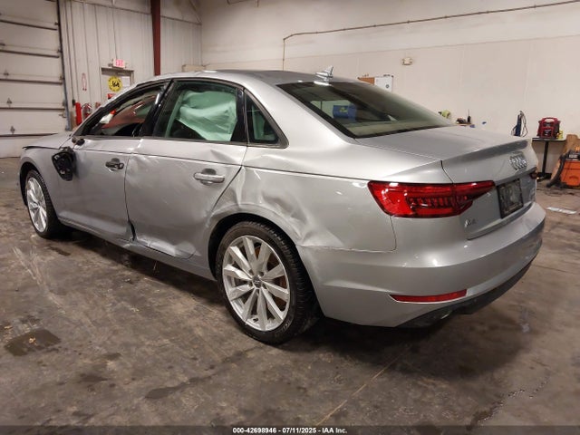 2017 AUDI A4 WAUANAF42HN030666 Photo 2