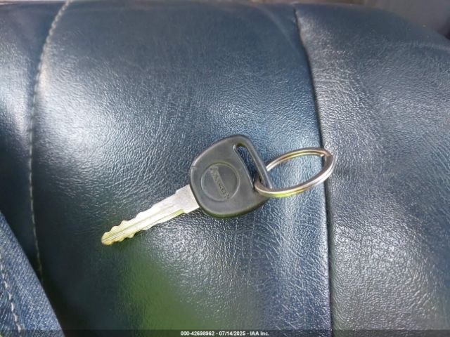 1999 CHEVROLET EXPRESS 1GCFG15W1X1125554 Photo 10