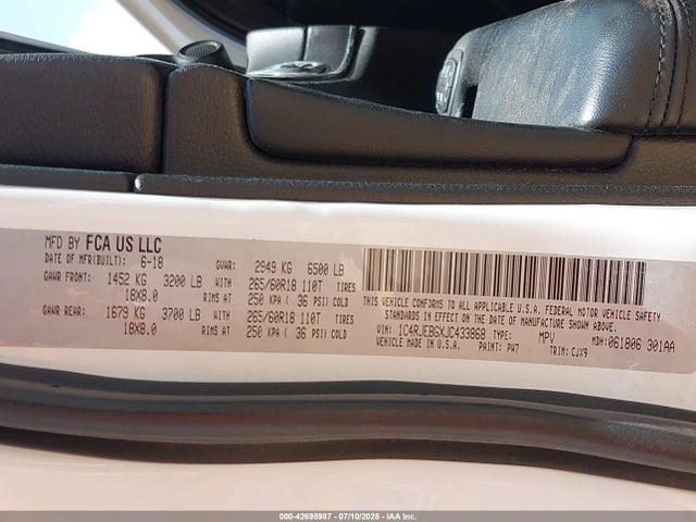 1C4RJEBGXJC433868 Jeep Grand Cherokee
