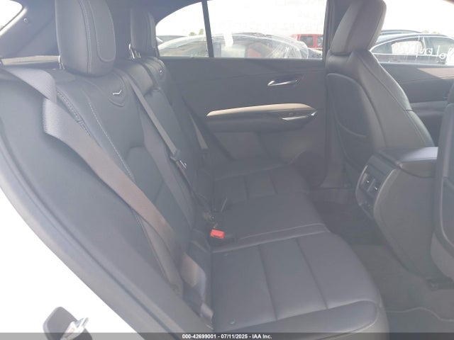 2020 CADILLAC XT4 1GYFZCR43LF074001 Photo 7