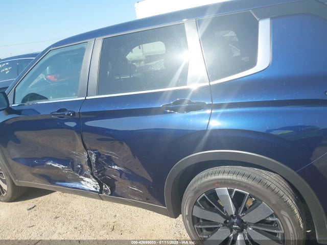Mitsubishi Outlander 2025 JA4J3VA89SZ035254 Image 14
