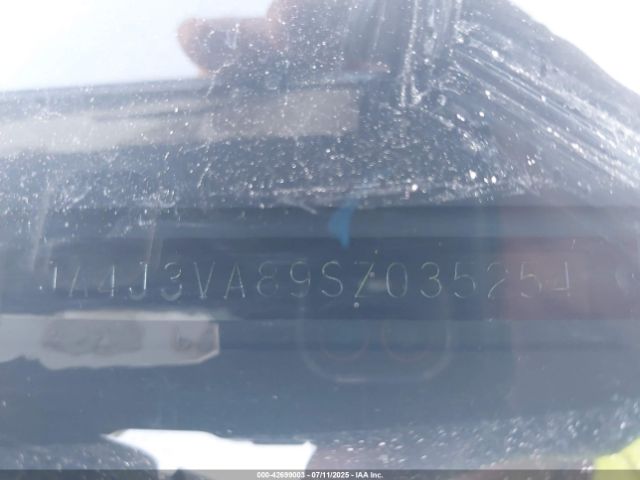 2025 MITSUBISHI OUTLANDER JA4J3VA89SZ035254 Photo 8