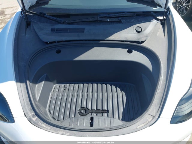 2023 TESLA MODEL 3 5YJ3E1EA6PF662330 Photo 9