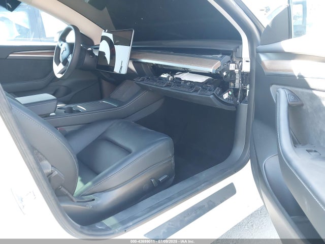 2023 TESLA MODEL 3 5YJ3E1EA6PF662330 Photo 4