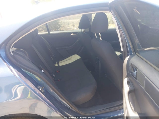 Volkswagen 2015 2015 3VW2K7AJ8FM214272 Image 8