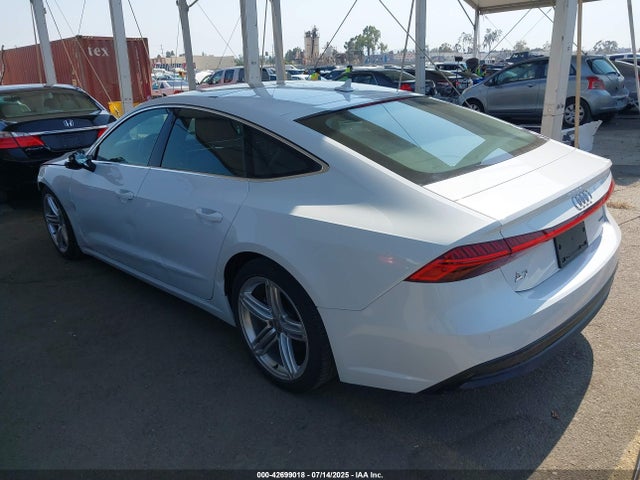 2020 AUDI A7 SPORTBACK WAUP2AF29LN006892 Photo 2