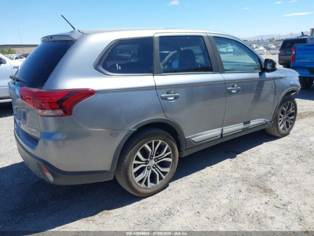 2016 MITSUBISHI OUTLANDER JA4AD3A31GZ065863 Photo 3