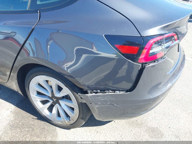 2021 TESLA MODEL 3 5YJ3E1EAXMF064463 Photo 5