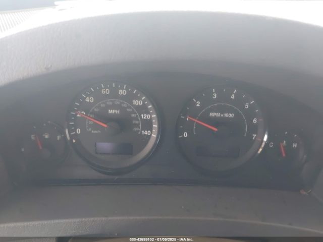 2005 JEEP GRAND CHEROKEE 1J4GR48KX5C589625 Photo 6