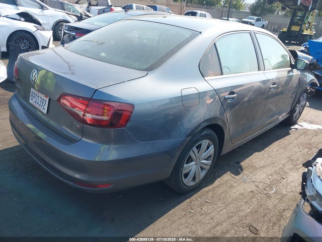 3VW2B7AJ6HM343792 Volkswagen 1.4 tsi