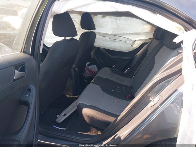 3VW2B7AJ6HM343792 Volkswagen 1.4 tsi