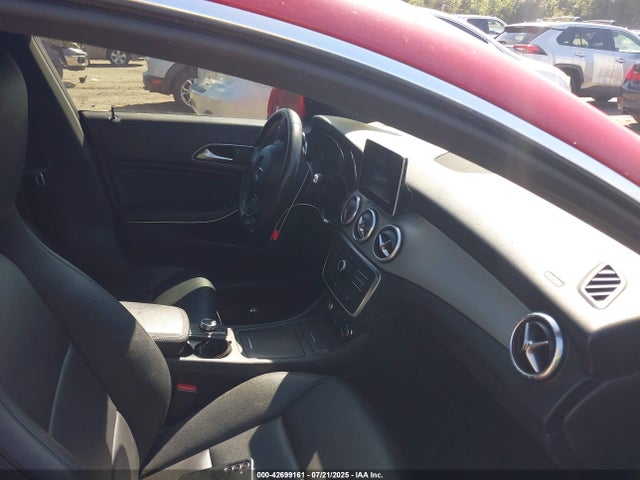 WDDSJ4GB3FN214230 Mercedes-Benz 2015
