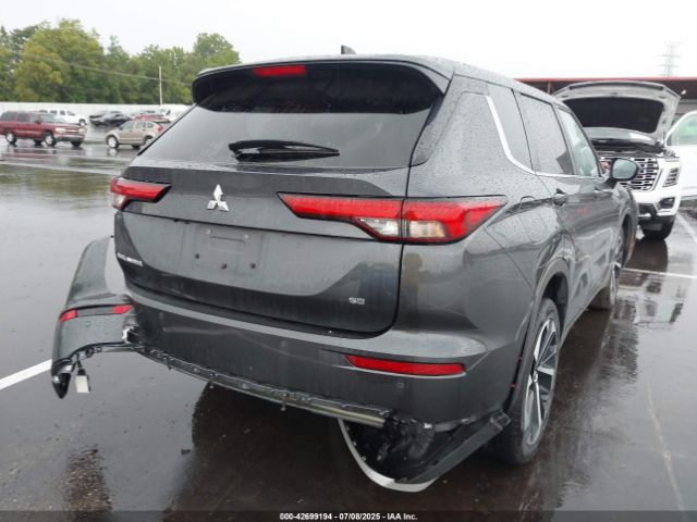 2024 MITSUBISHI OUTLANDER JA4J3VA85RZ088978 Photo 3