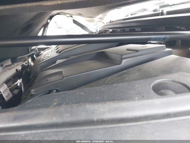 1G4GB5G39EF121065 Buick lfx