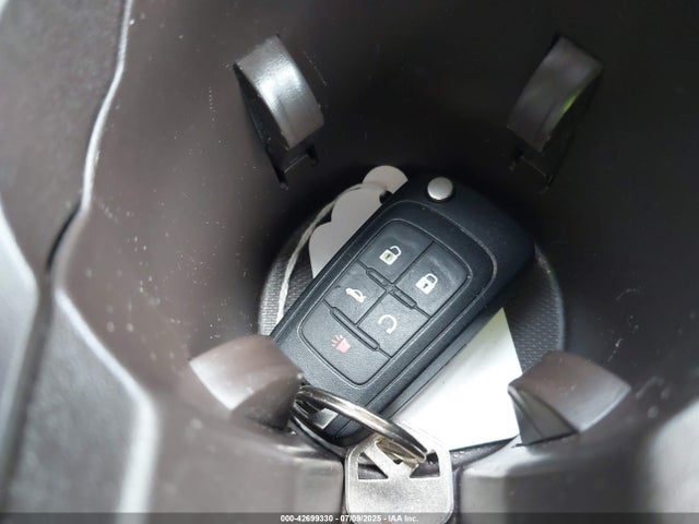 1G4GB5G39EF121065 Buick lfx