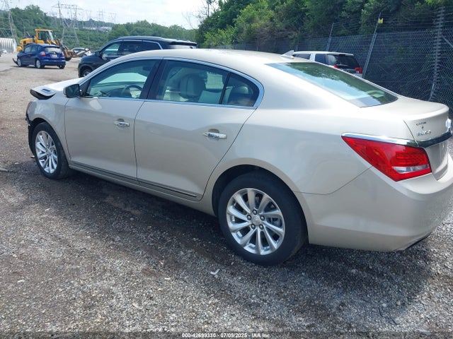1G4GB5G39EF121065 Buick lfx