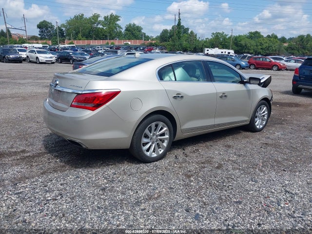 1G4GB5G39EF121065 Buick lfx