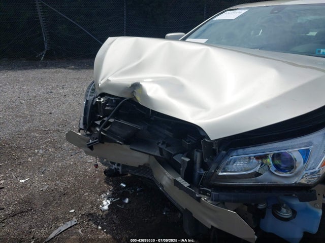 1G4GB5G39EF121065 Buick lfx