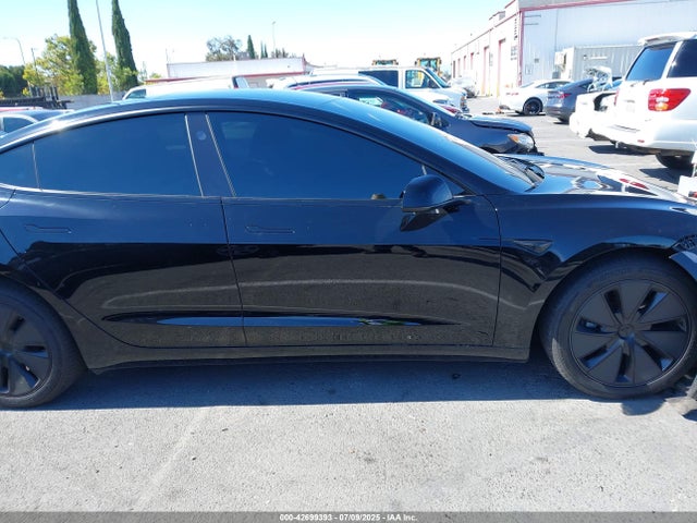 Tesla MODEL 3 2024 5YJ3E1EB8RF848995 Image 13
