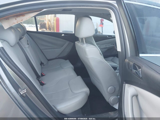 2008 Volkswagen Passat Turbo მანქანა იყიდება აუქციონზე, vin: WVWJK73CX8P109727, აუქციონის ნომერი: 42699398