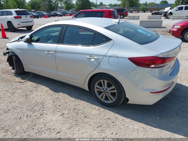 5NPD84LF5HH168765 Hyundai Elantra