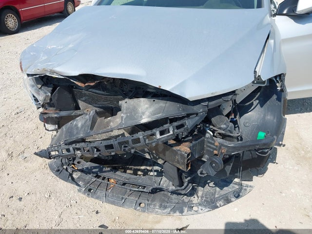 5NPD84LF5HH168765 Hyundai Elantra