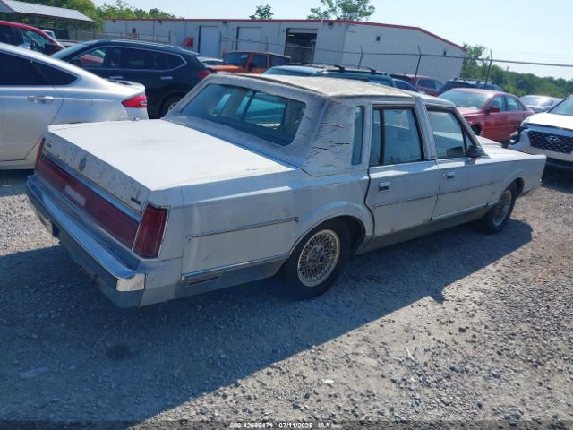 1985 LINCOLN TOWN CAR 1LNBP96F9FY674464 Photo 3