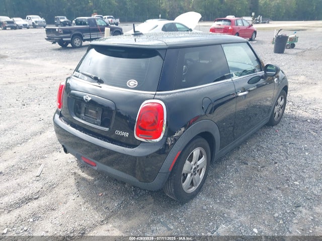 2016 MINI HARDTOP WMWXP5C5XG2D13487 Photo 3