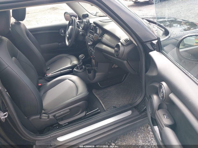 2016 MINI HARDTOP WMWXP5C5XG2D13487 Photo 4