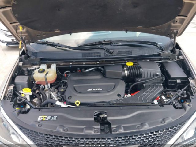 2017 CHRYSLER PACIFICA 2C4RC1GGXHR652729 Photo 9