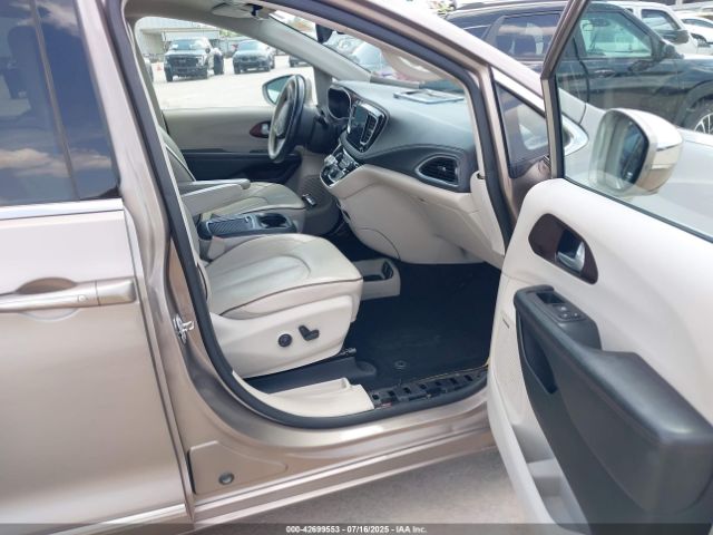 2017 CHRYSLER PACIFICA 2C4RC1GGXHR652729 Photo 4