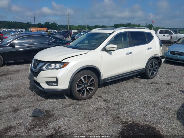 JN8AT2MV9JW341090 Nissan Rogue