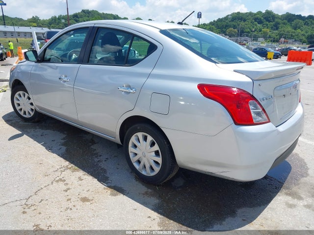 2019 NISSAN VERSA 3N1CN7AP6KL866300 Photo 2