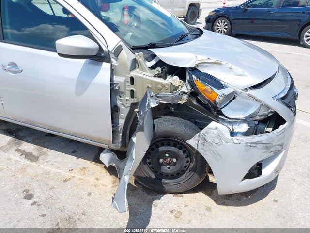 2019 NISSAN VERSA 3N1CN7AP6KL866300 Photo 5