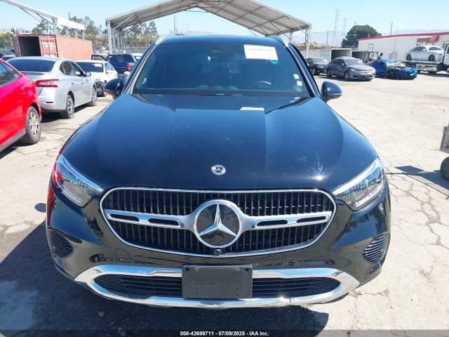 W1NKM4HB0PU023090 Mercedes-Benz m254