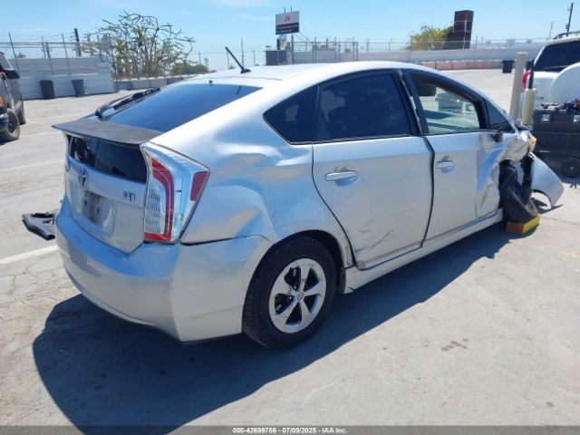 2012 TOYOTA PRIUS JTDKN3DU8C5423117 Photo 3