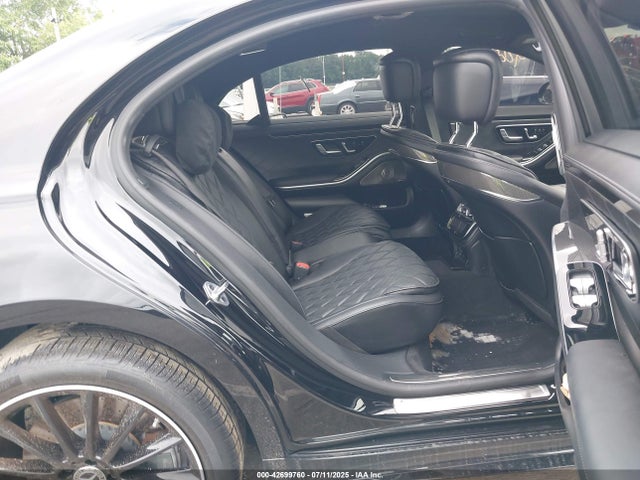 W1K6G7GB4NA128240 Mercedes-Benz m176