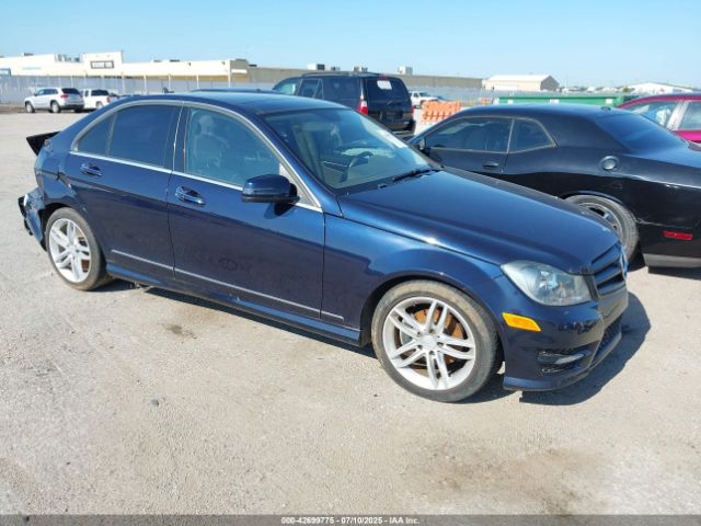 2014 MERCEDES-BENZ C 250 WDDGF4HB8ER306043