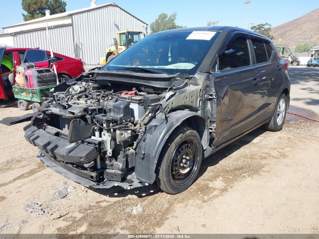 3N1CP5BV8LL503185 Nissan 2020